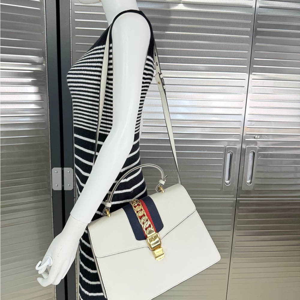 Gucci Sylvie Top Handle Web Chain White Leather Bag Medium - Picture 15 of 16